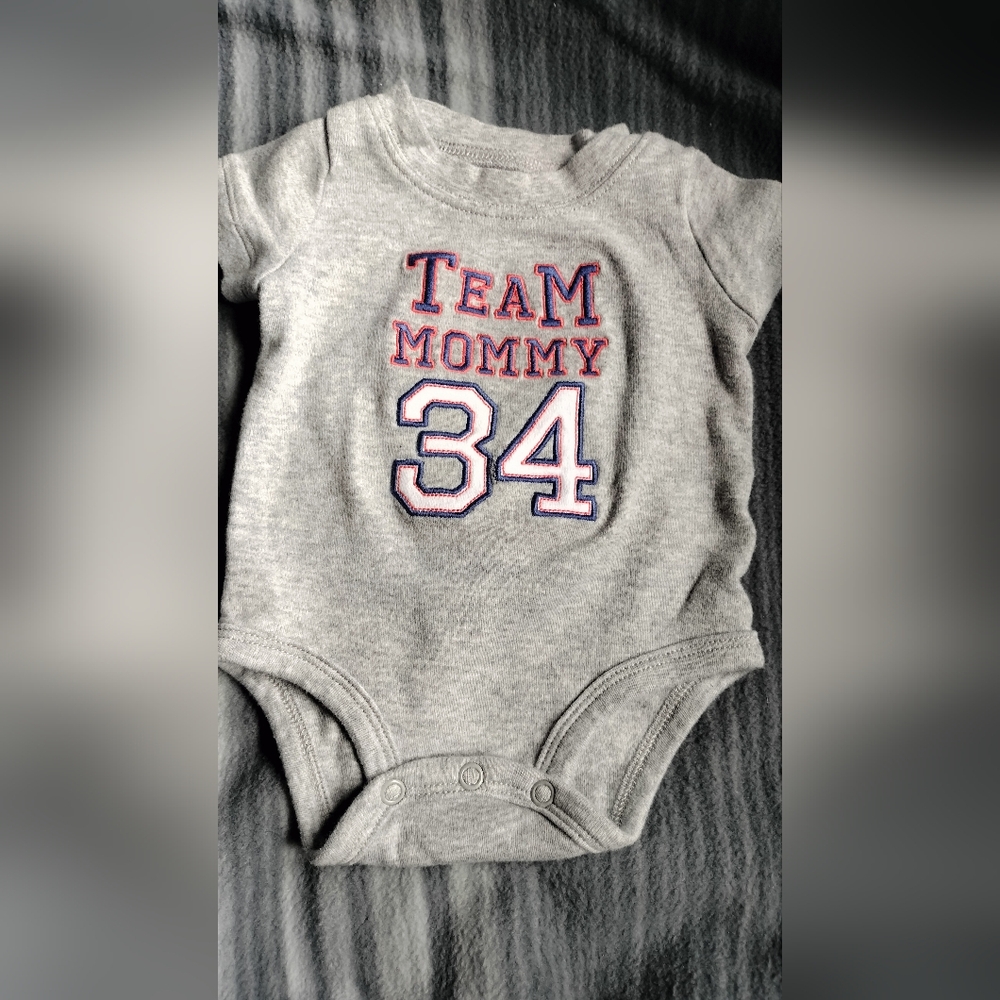 Carter's Team Mommy Crawler